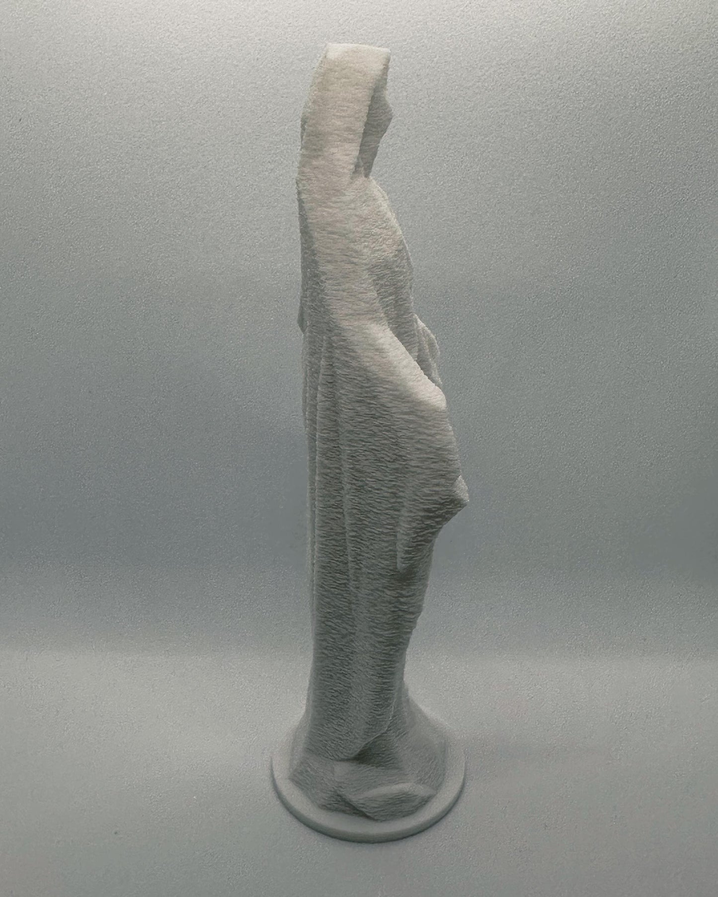Virgin Mary Statue | Low-Poly 3D-Printed